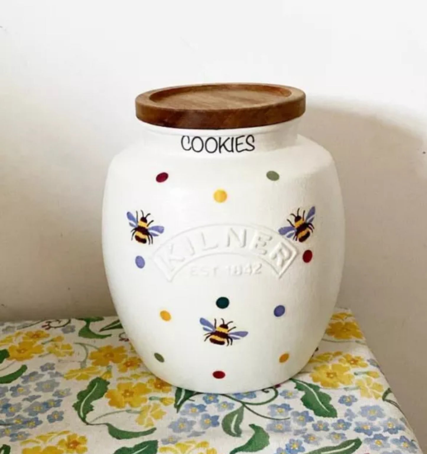 Emma Bridgewater inspired Polka dot bee kilner cookie biscuit jar