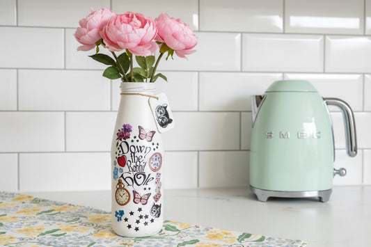Alice in wonderland down the rabbit hole Cheshire Cat Milk bottle flower vase