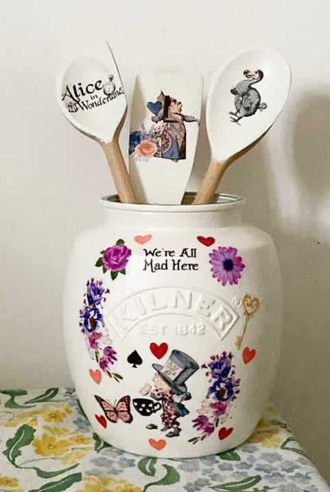 Alice in wonderland hearts mad hatters tea party kilner utensils jar