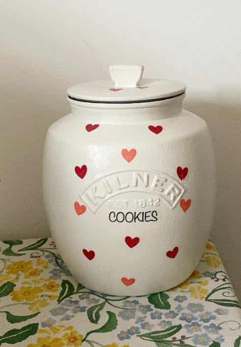 Pink hearts Emma bridgewater inspired cookie biscuit kilner jar